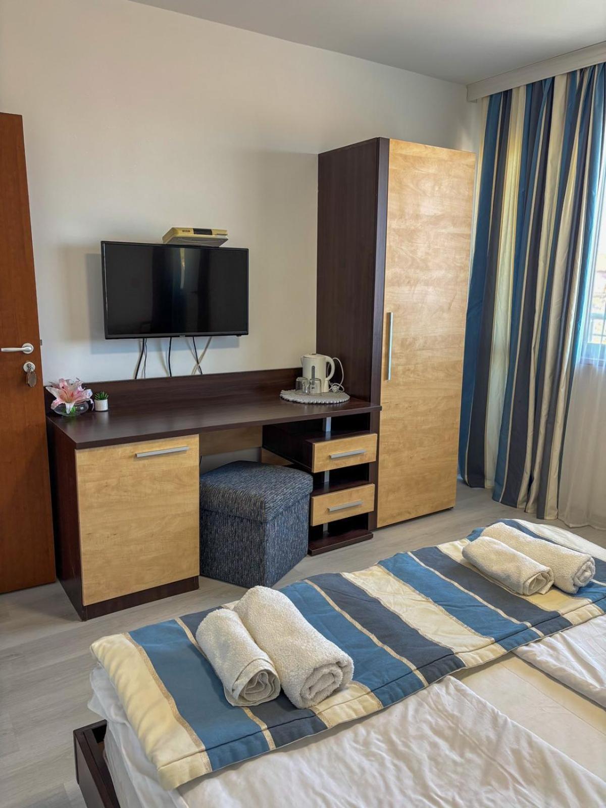 Marianas Guesthouse Обзор Екстер'єр фото