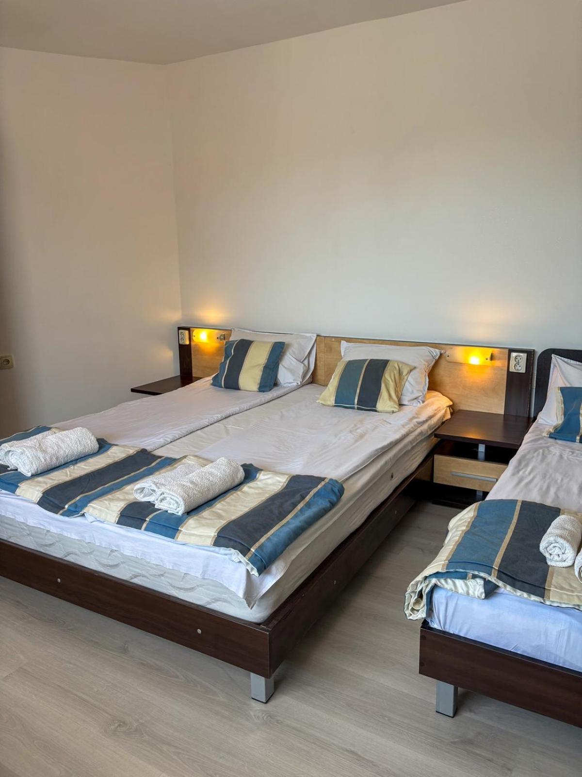 Marianas Guesthouse Обзор Екстер'єр фото